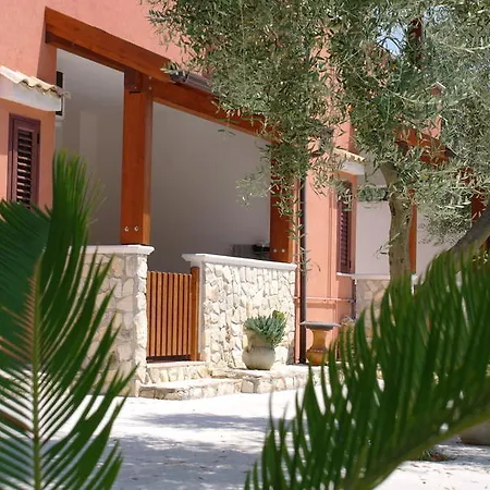 Holiday home Calma Vieste